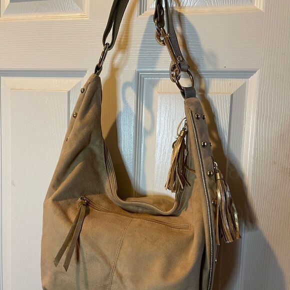 Lexi Bloom khaki faux suede and gold tone studs ajustable shoulder bag - Picture 3 of 12